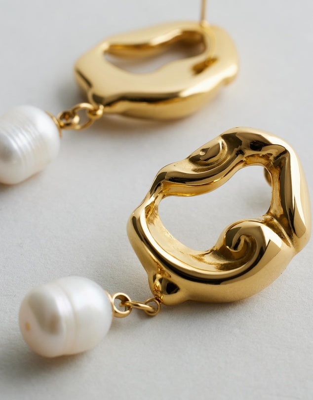 Rome Pearl Earrings